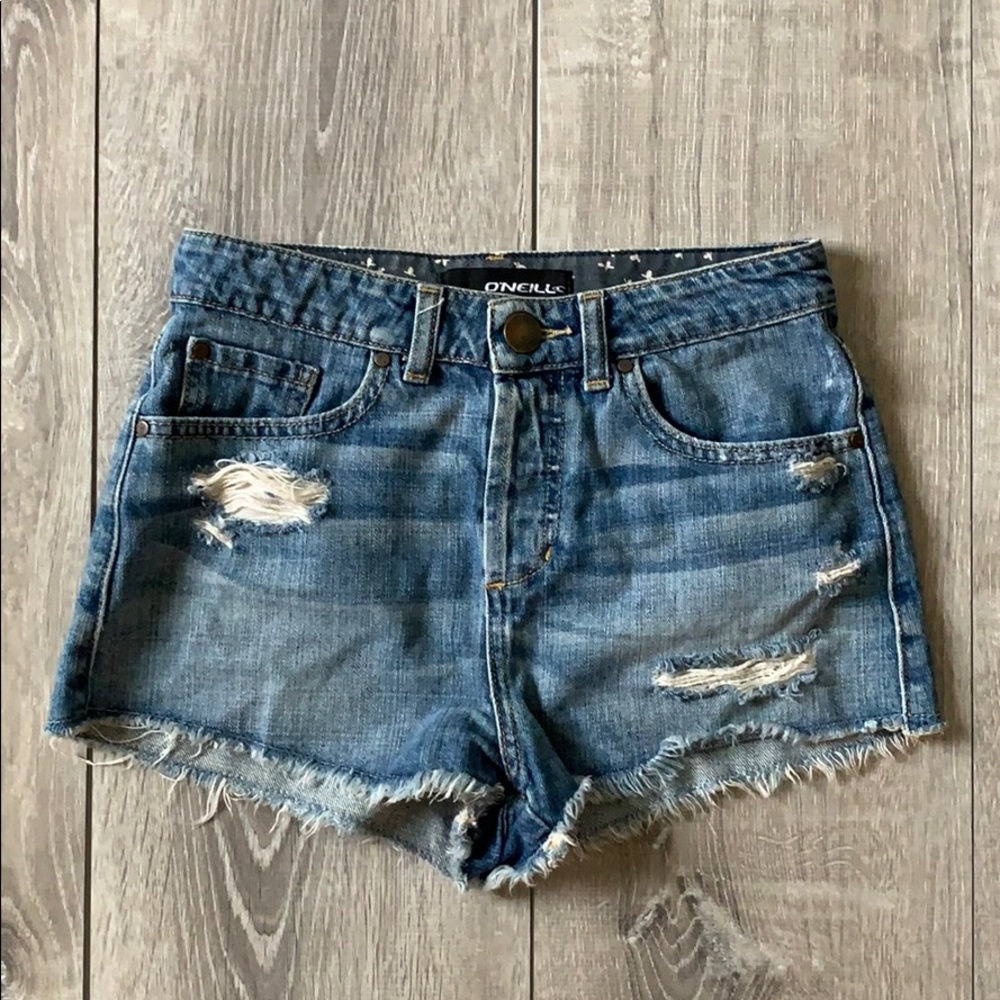 High-waisted O’Neill shorts